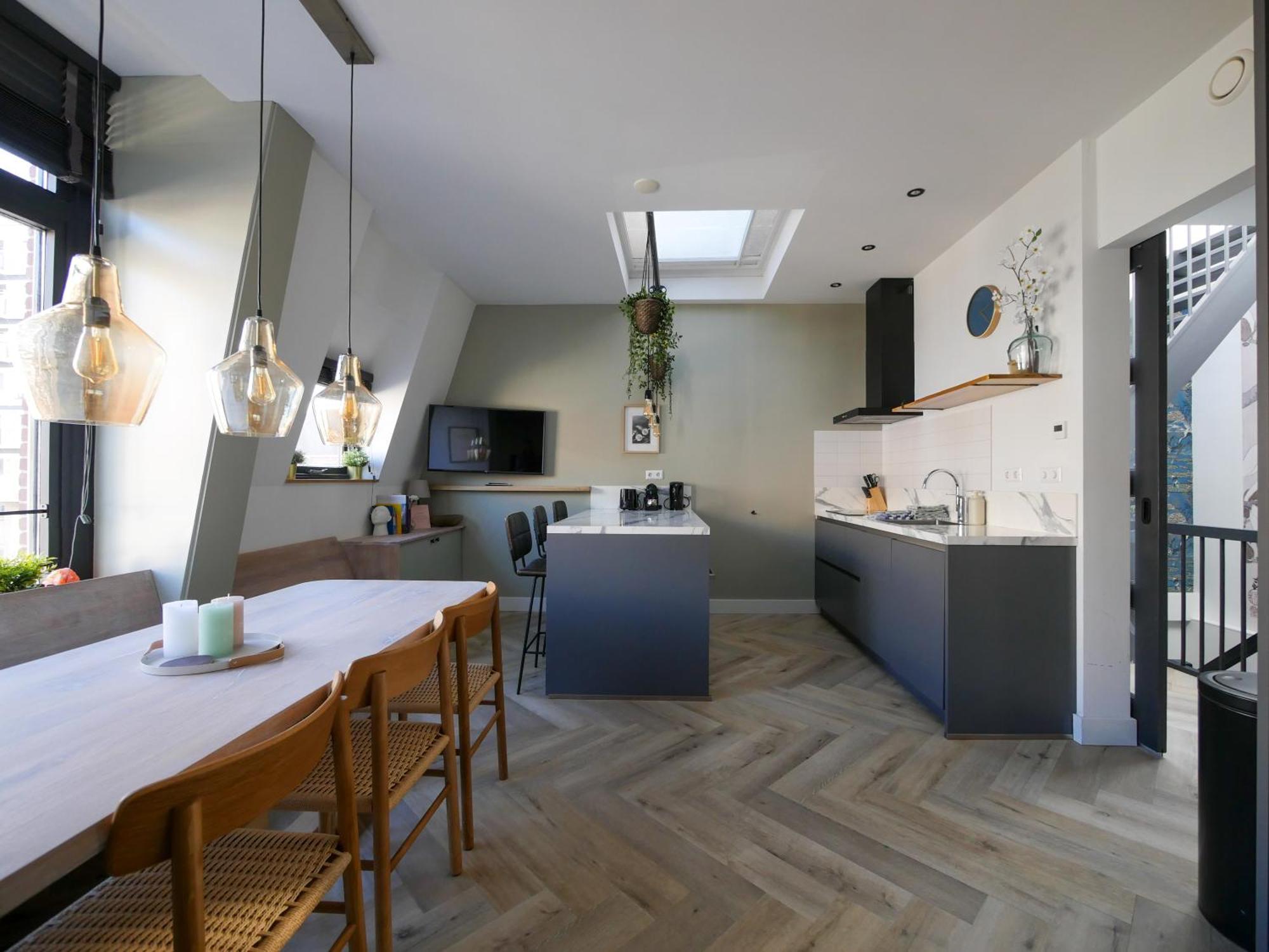 Hosted By Wendy Willem 3