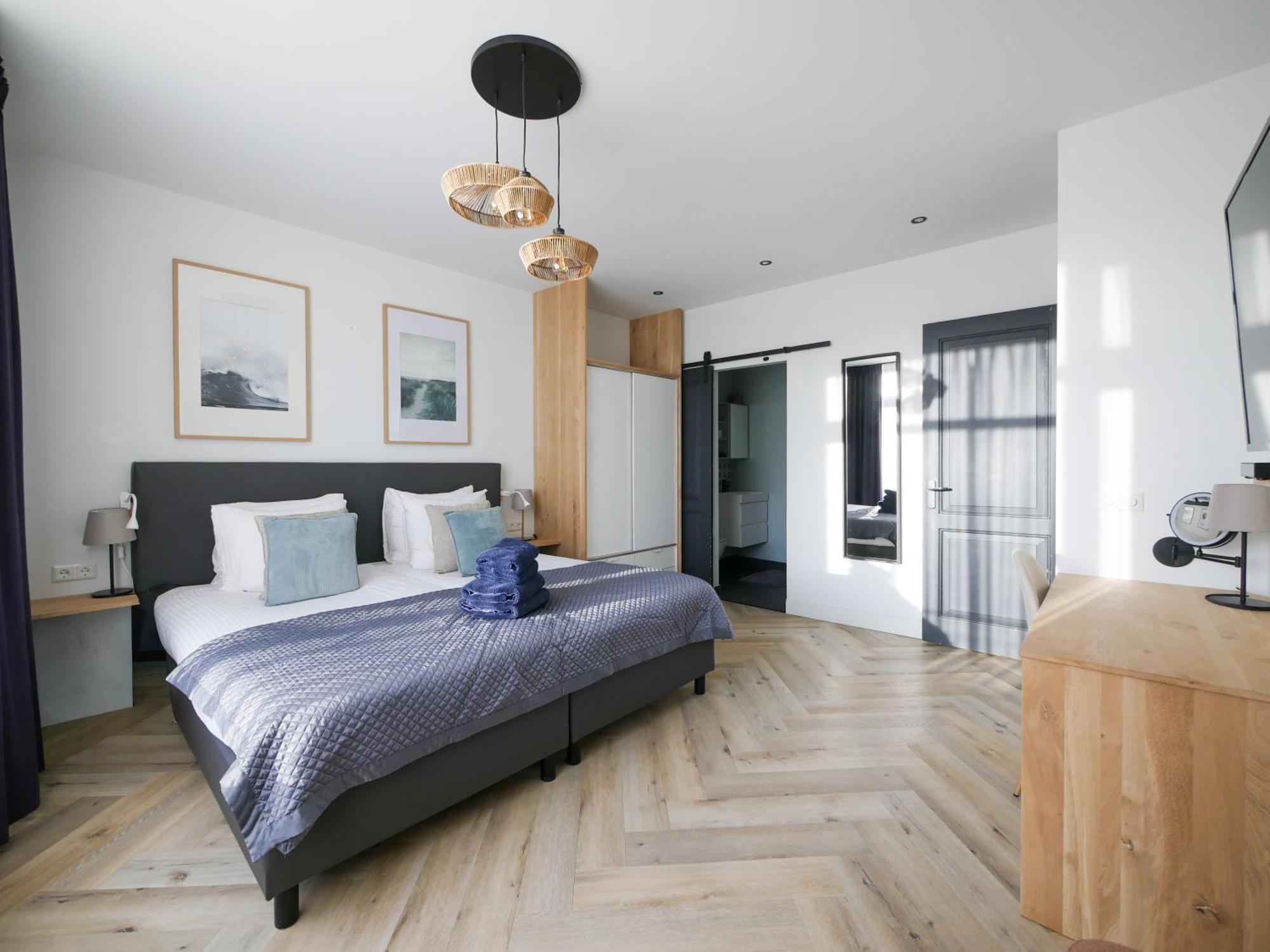 Hosted By Wendy Willem 3 Apartment Den Haag