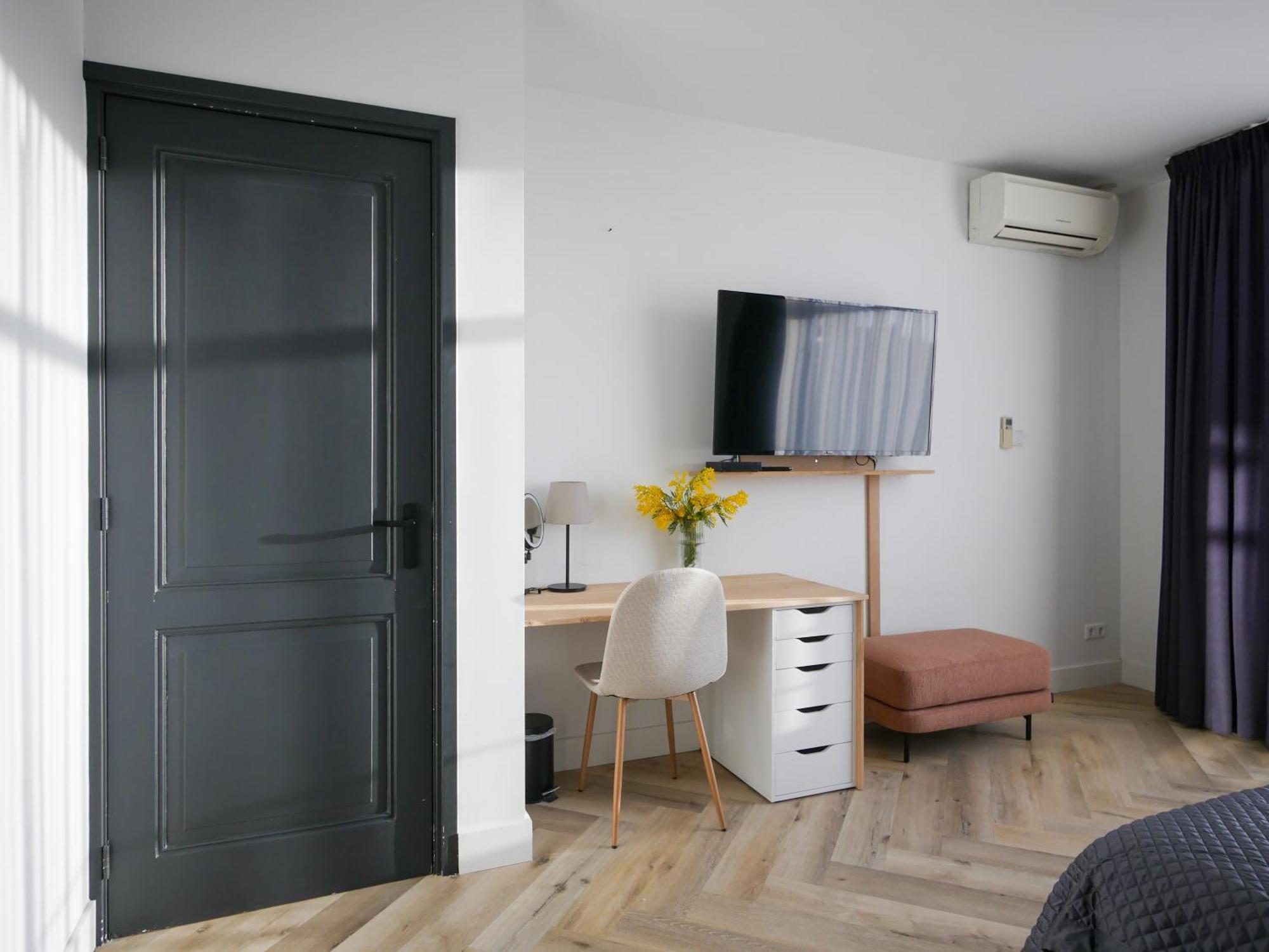 Hosted By Wendy Willem 3 Appartement *